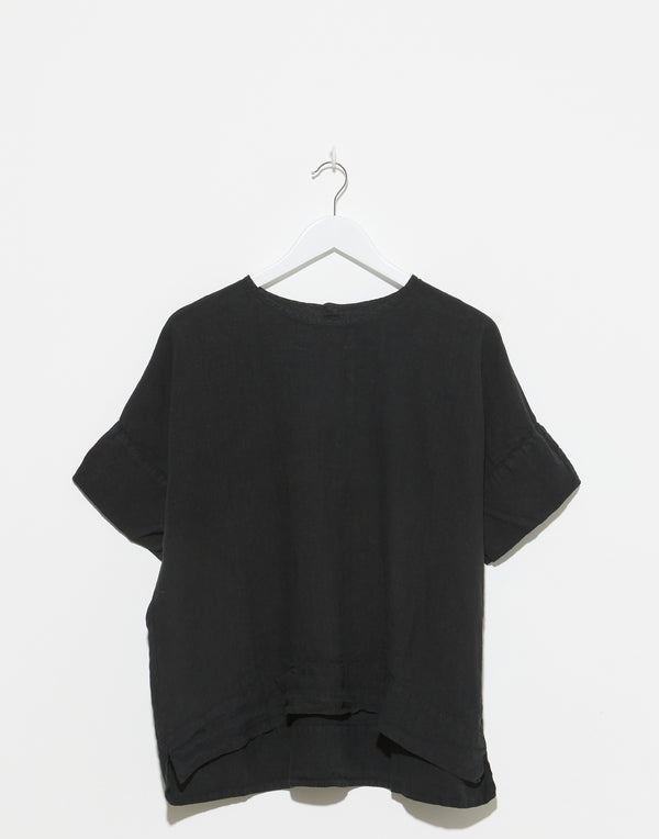 metta-melbourne-black-linen-avril-top.jpeg