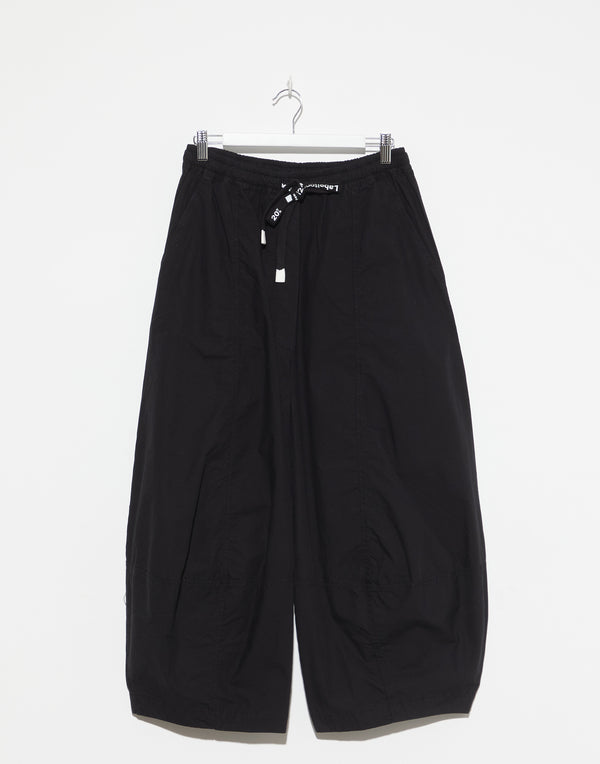 rundholz-black-label-black-cotton-cropped-trousers.jpeg