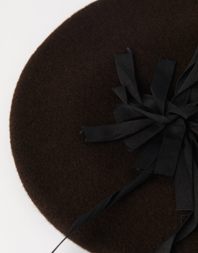 Chocolate Wool Flying Duck Pom Pom Beret